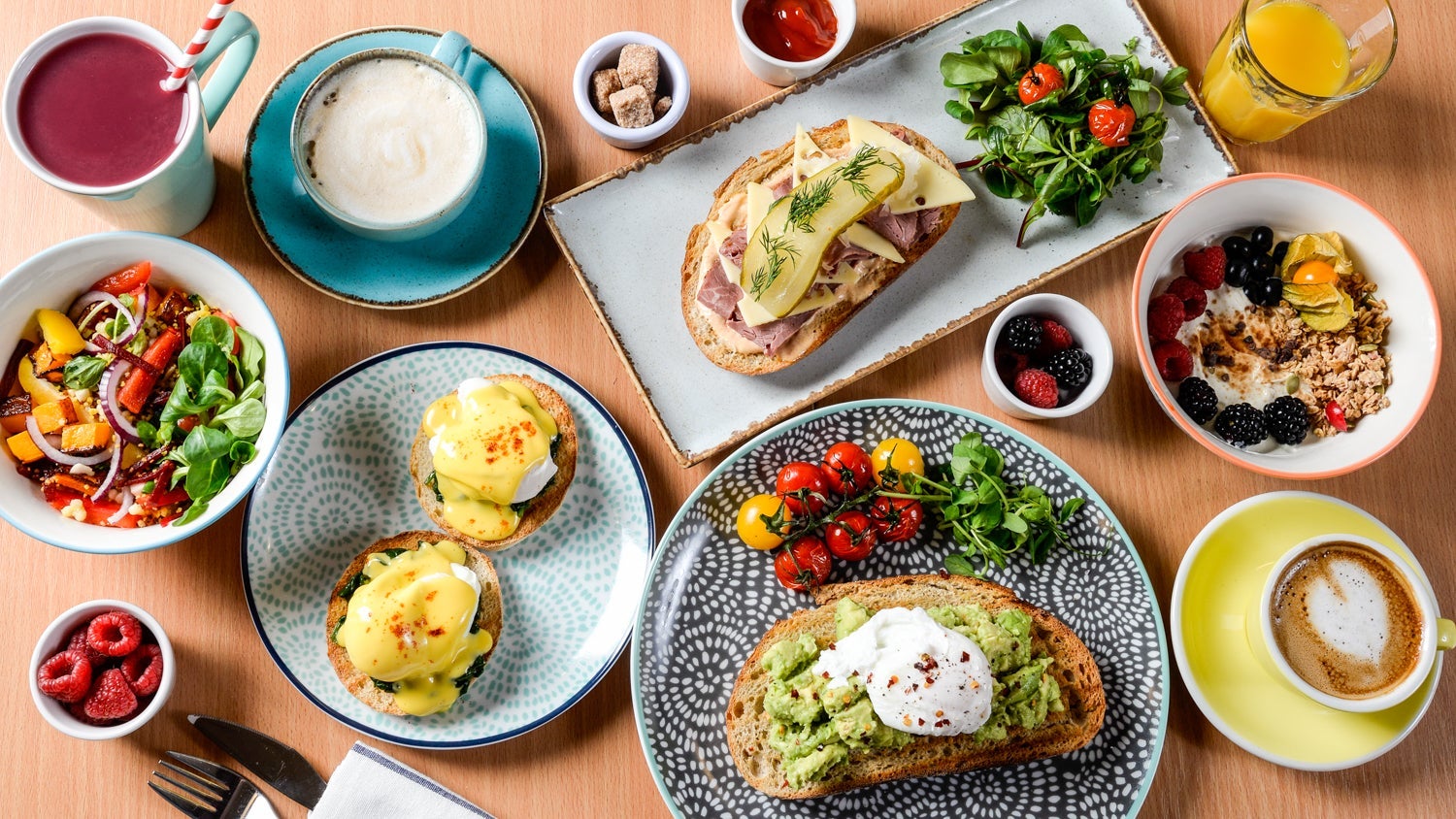 A brunch spread with drinks at Wild Cafe